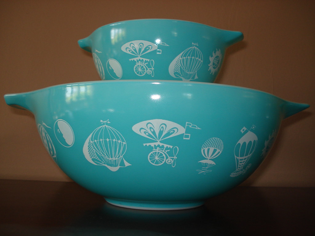balloon pyrex Chip and Dip Set 1958 My fave merebearlandon Flickr