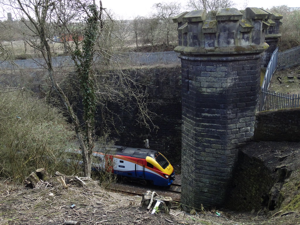 clay cross (6) 222003 enters the North Portal of Clay Cros… Flickr