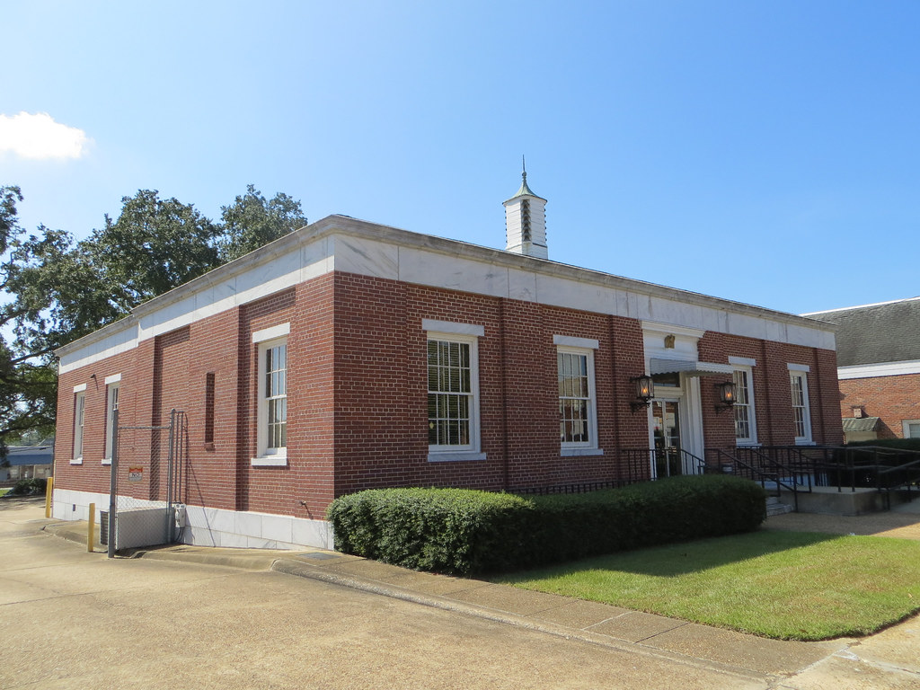 Ashburn GA 31714 (3) Contributing Building Ashburn Comme… Flickr