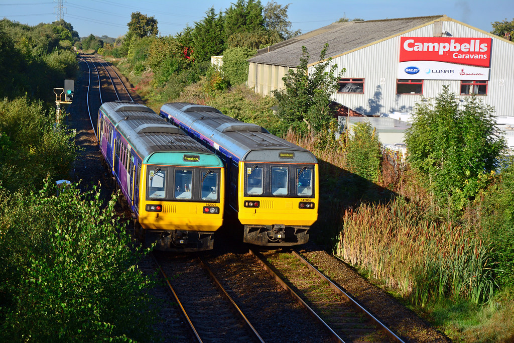 142027 2N83 142062 2N74 Lostock Hall 142027 on 2N83 0811 … Flickr