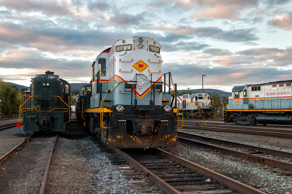 Rite Aid, Main St, Olyphant, PA, USA Sunrise Sunset Times