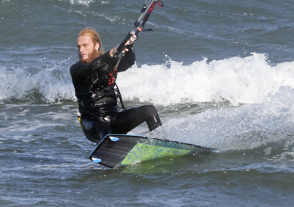 Kitesurfing Kiteboarding Kite surfing Outer Banks Carolina… Flickr