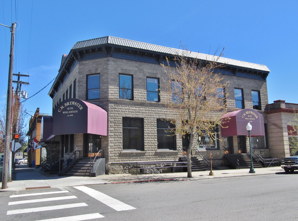 Sandpoint, Idaho Farmin Building (circa 1909) Jasperdo Flickr