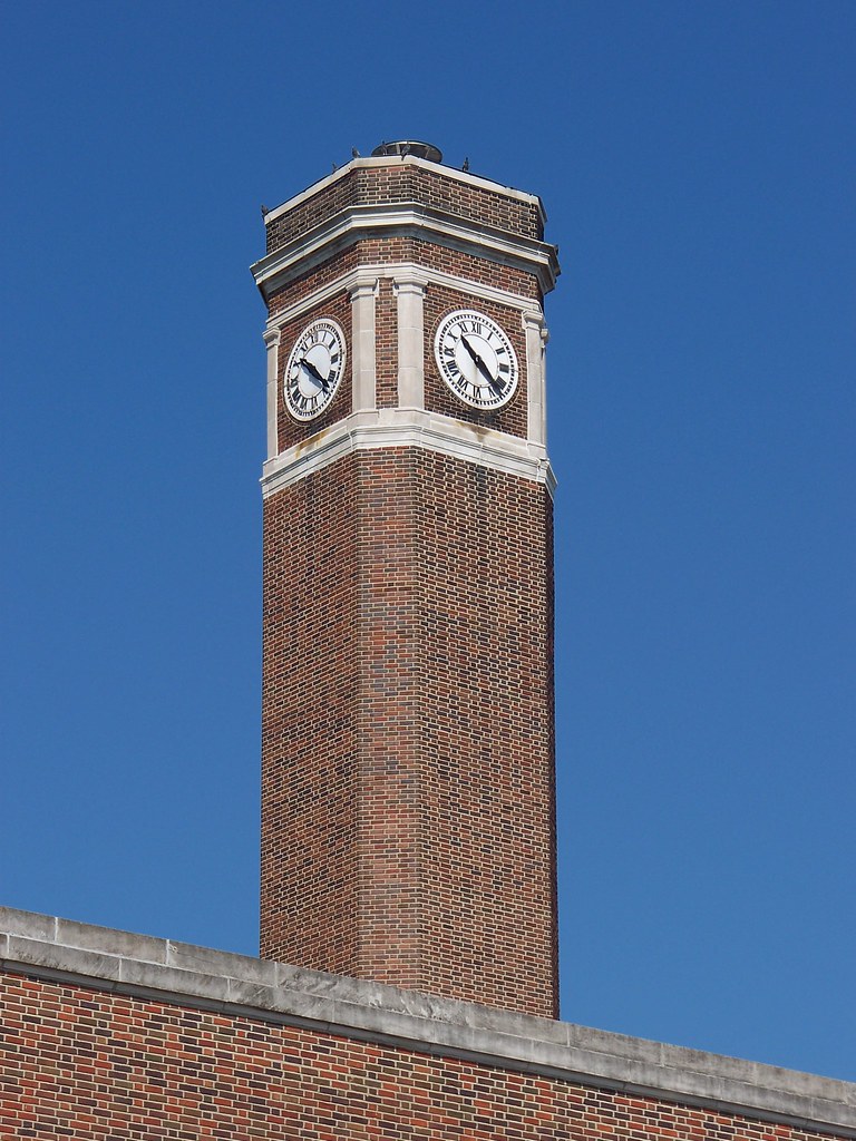 OH Greenfield School Clock Tower Clock tower in Greenfie… Flickr
