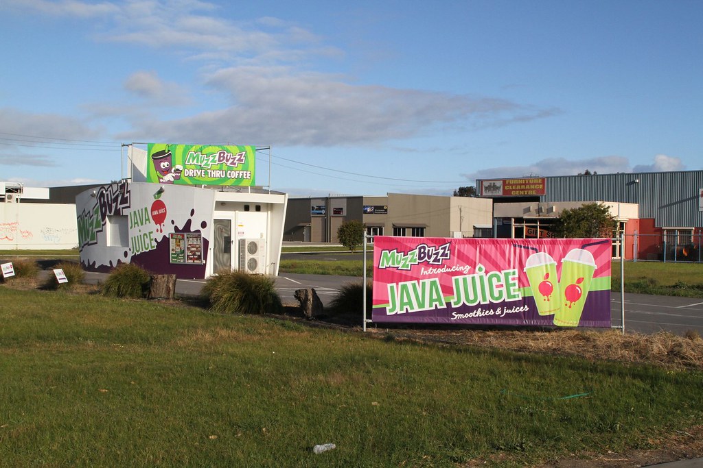 'Muzz Buzz' drive through coffee shop in Geelong a photo on Flickriver