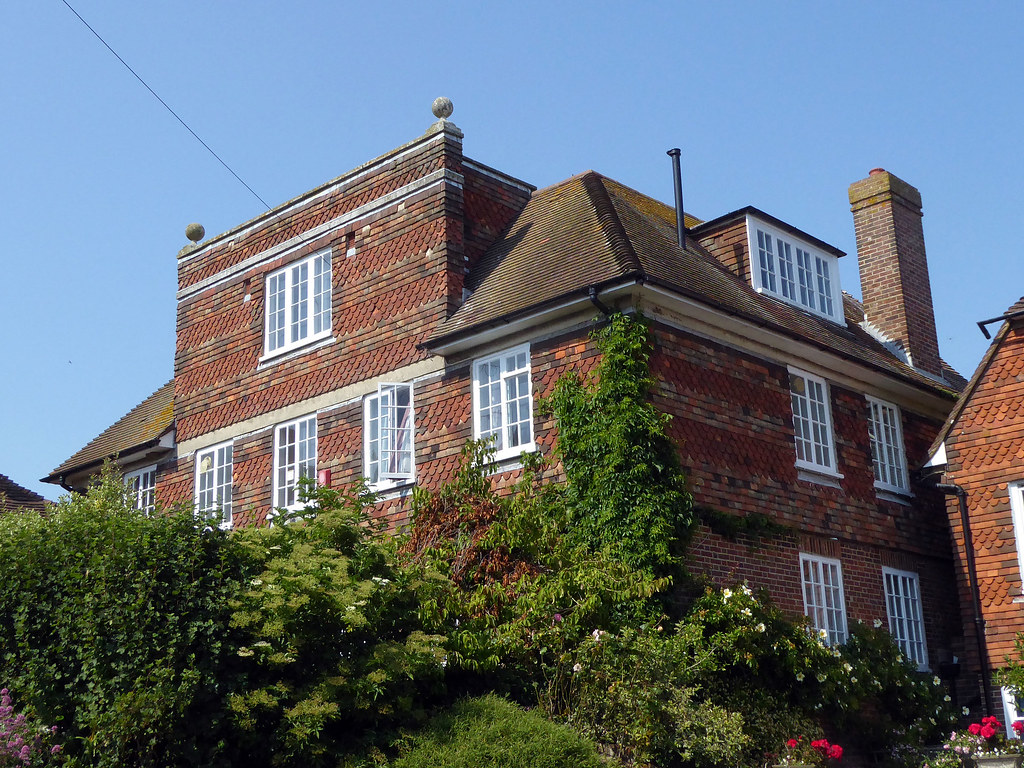 Rye, East Sussex, UK tiled house next to Ypres Tower in Ry… Flickr