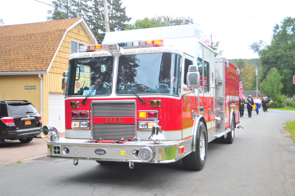 Pine Island Fire District Pine Island Fire Department Engi… Flickr