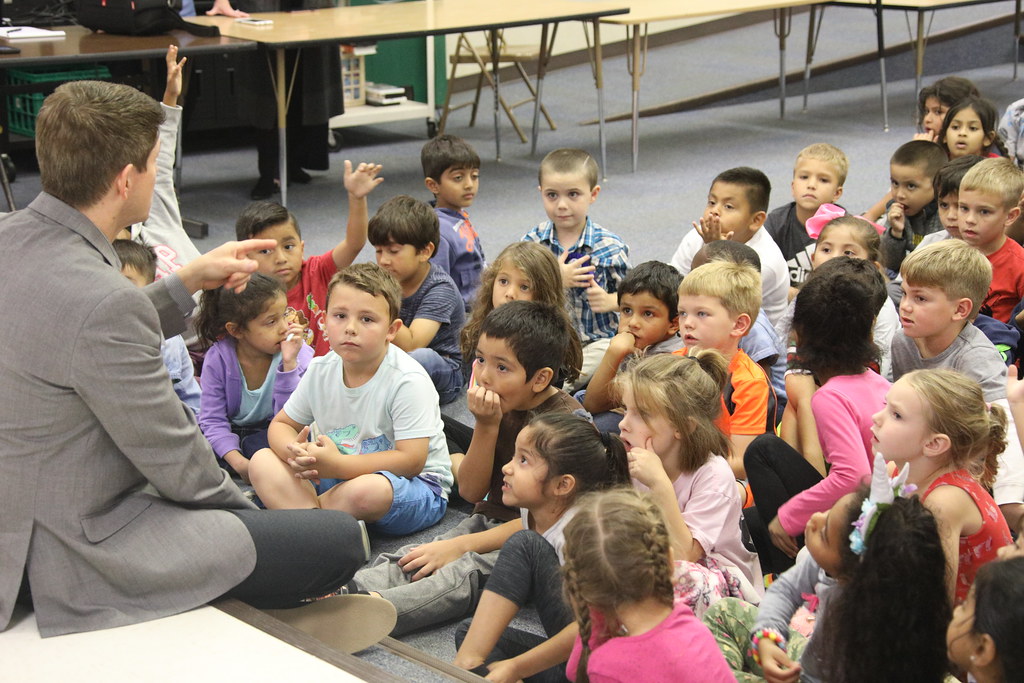 Carrollton Mayor, Kevin Falconer, Visits McCoy Elementary 2018 Flickr