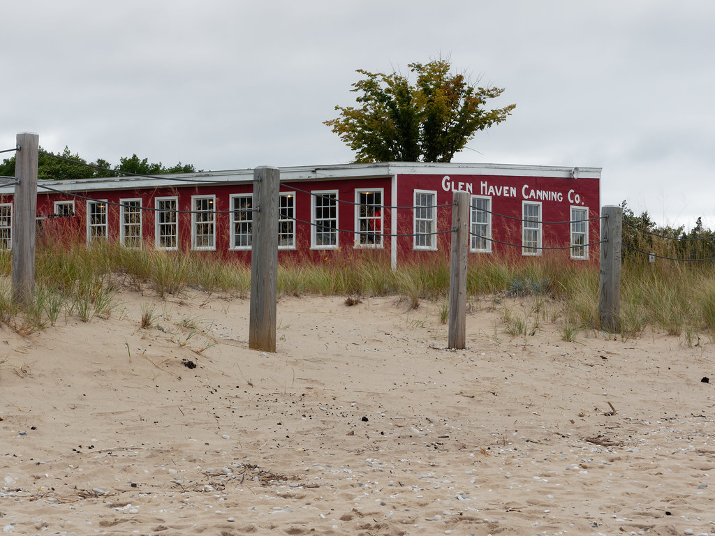 Glen Haven Canning Co Traverse Bay Vacation October 2018… Flickr