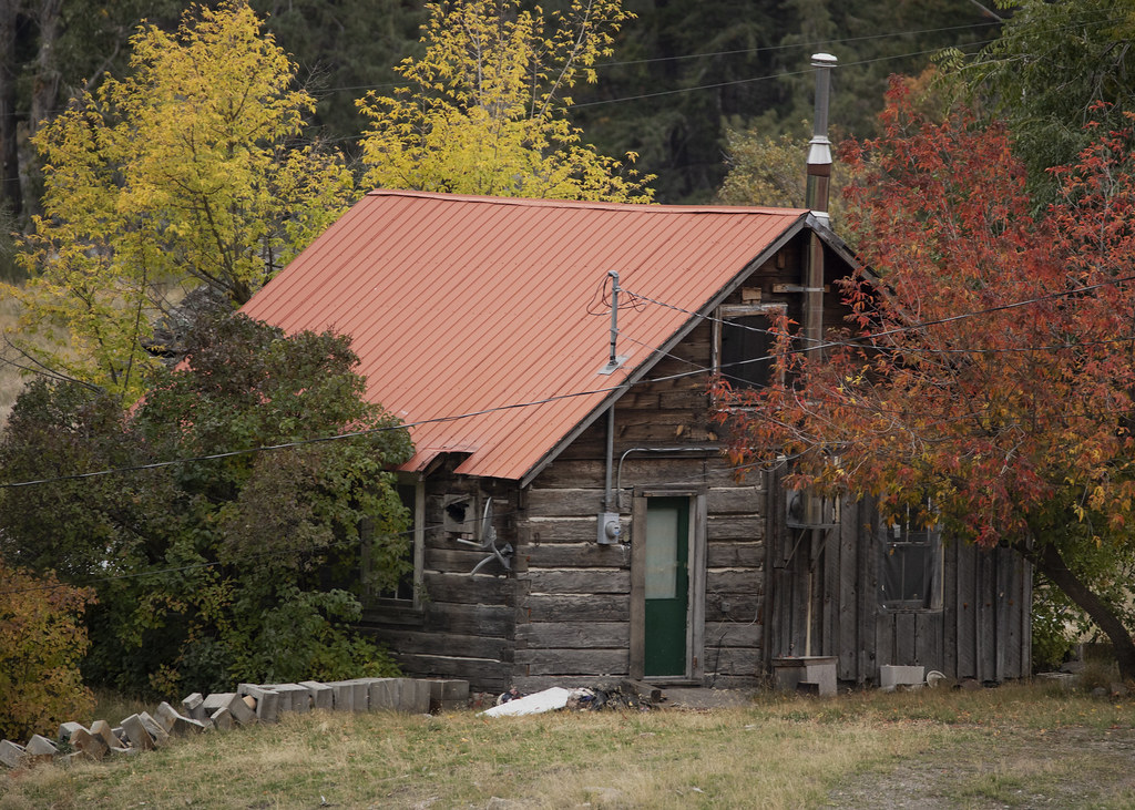 Old Cabin_7824 Cabin in the Keremeos region in the Interio… Flickr