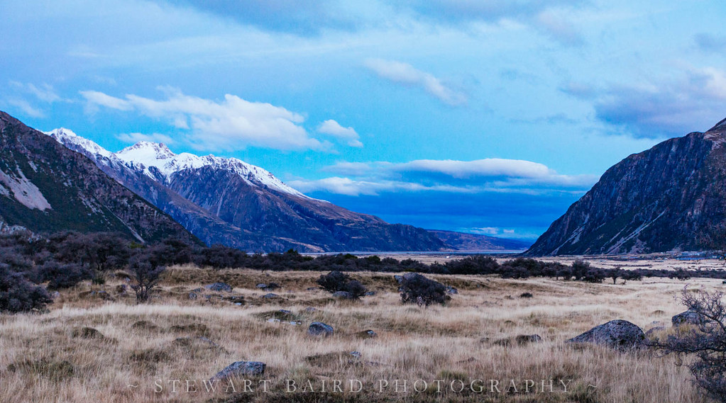 Mount Cook Valley Looking down the Mount Cook valley. Stewart Baird