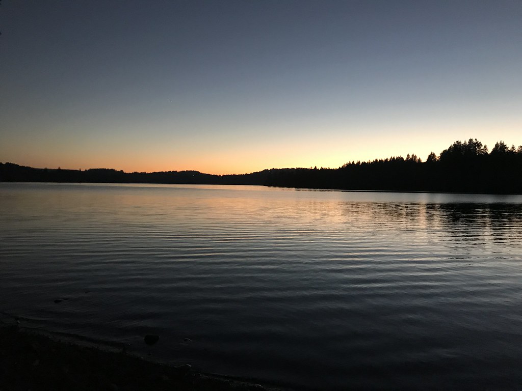 Sunset on Mayfield Lake. Steve Kunz Flickr