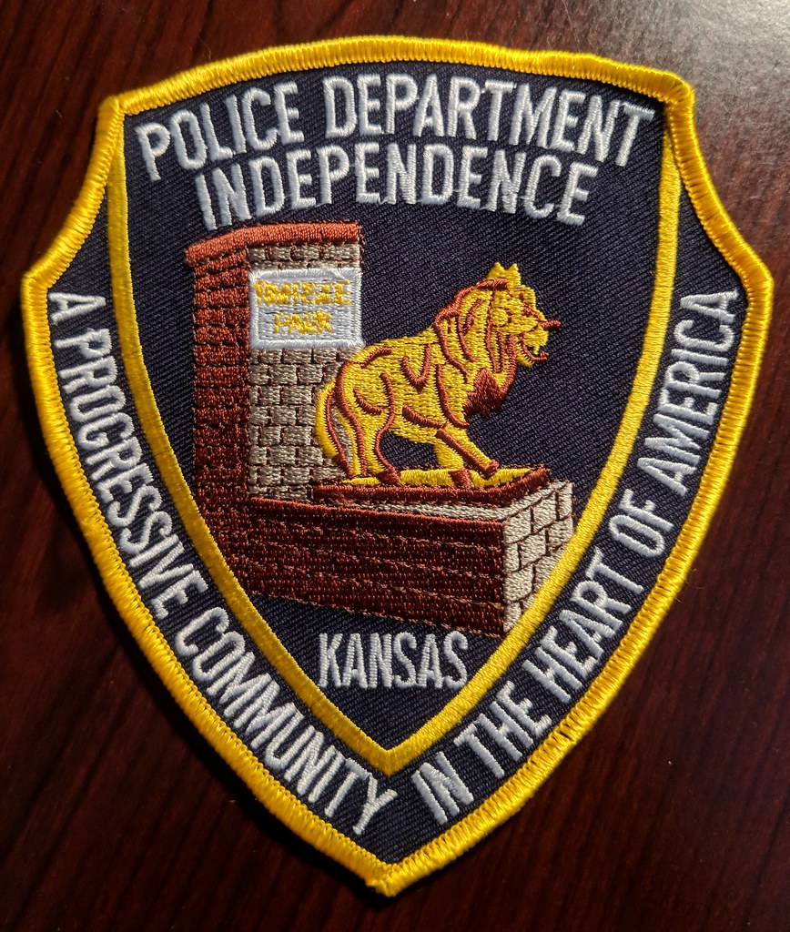 Independence KS Police Department Shoulder Patch Kansas Law