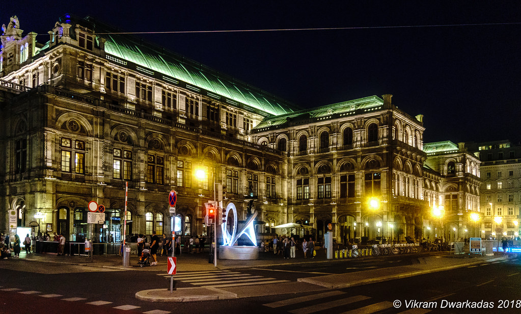 Night view of Vienna Opera house, Vienna, Austria Vienna S… Flickr