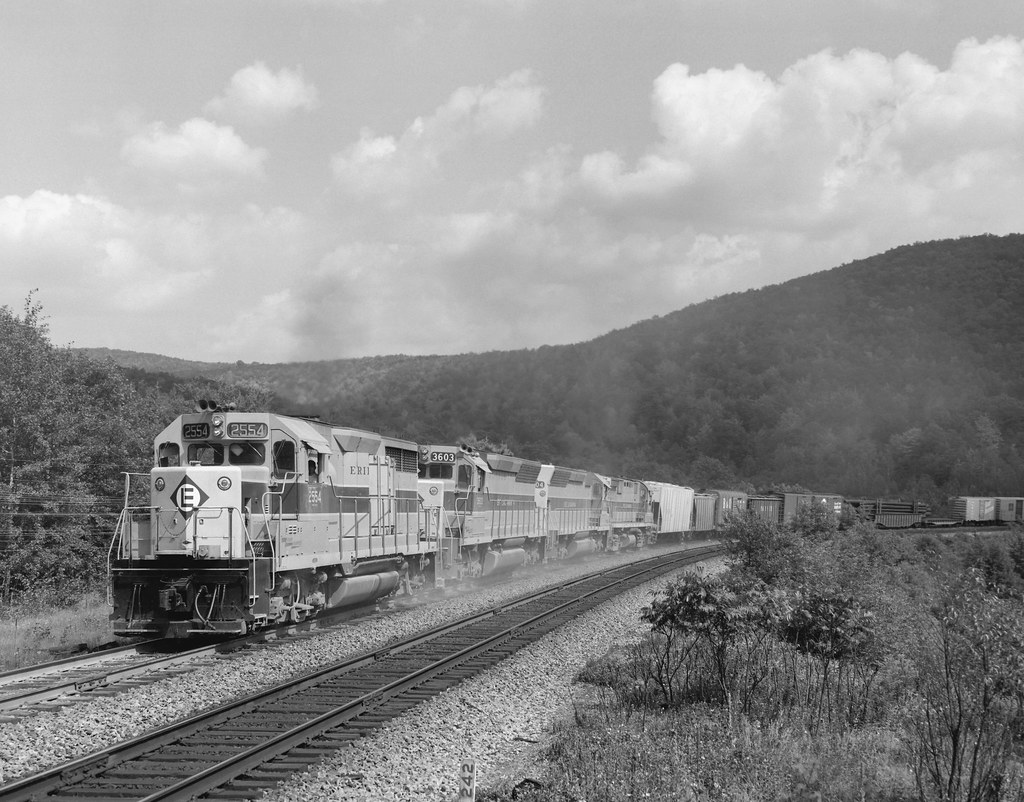 EL, Lanesboro, Pennsylvania, 1967 Erie Lackawanna Railroad… Flickr