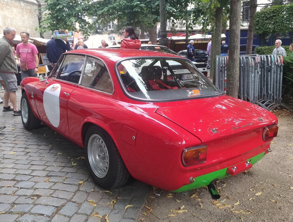 Alfa Romeo Giulia Sprint GTV crash71100 Flickr