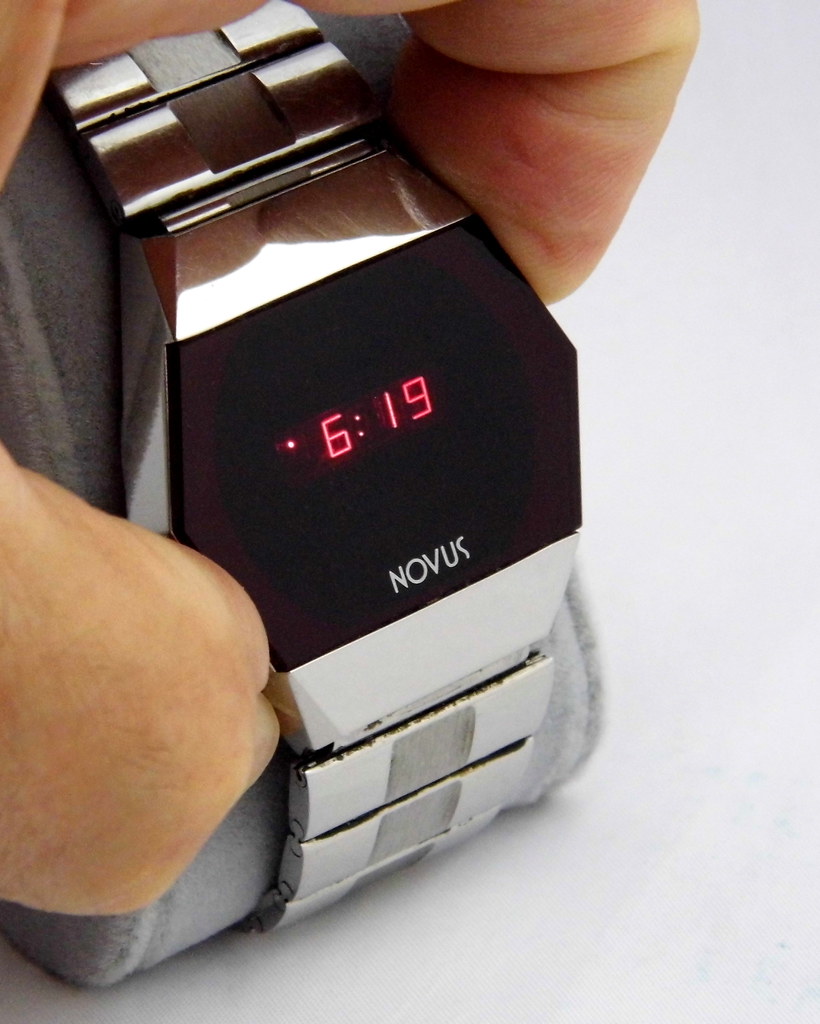 Vintage Novus Dual Time Zone Watch, Red LED Display, Origi… Flickr