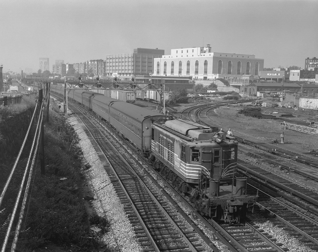 NYC, Mott Haven Junction, New York, 1968 New York Central … Flickr