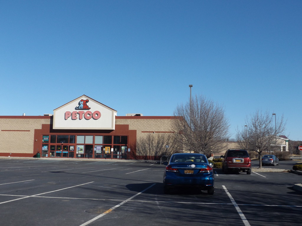 Petco 1833 Clifton Park, NY Petco 1833 6 Halfmoon Crossi… Flickr