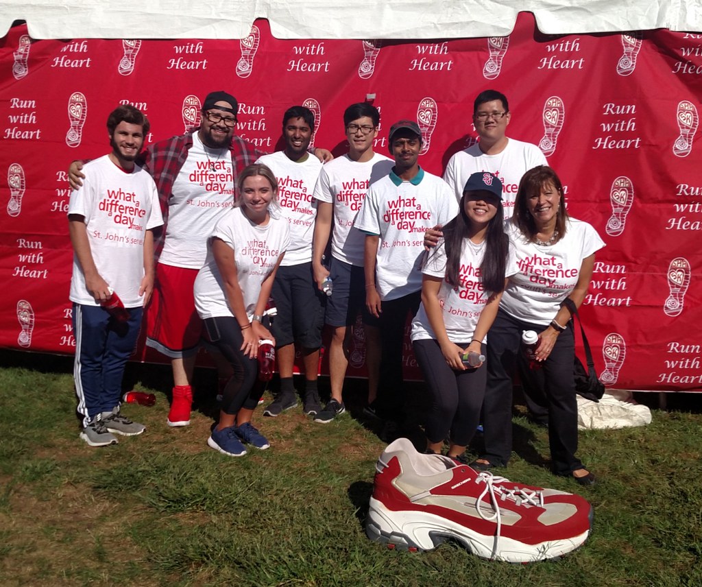 92218 Sacred Heart Academy (Hempstead, Nassau) Tau Omega… Flickr