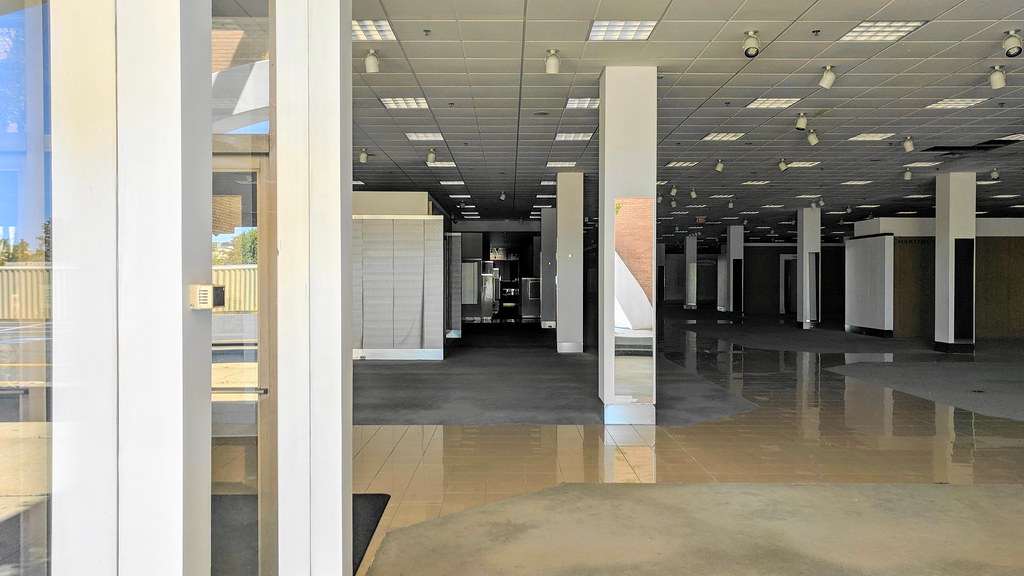 Former Macy's (Enfield Square, Enfield, Connecticut) Flickr