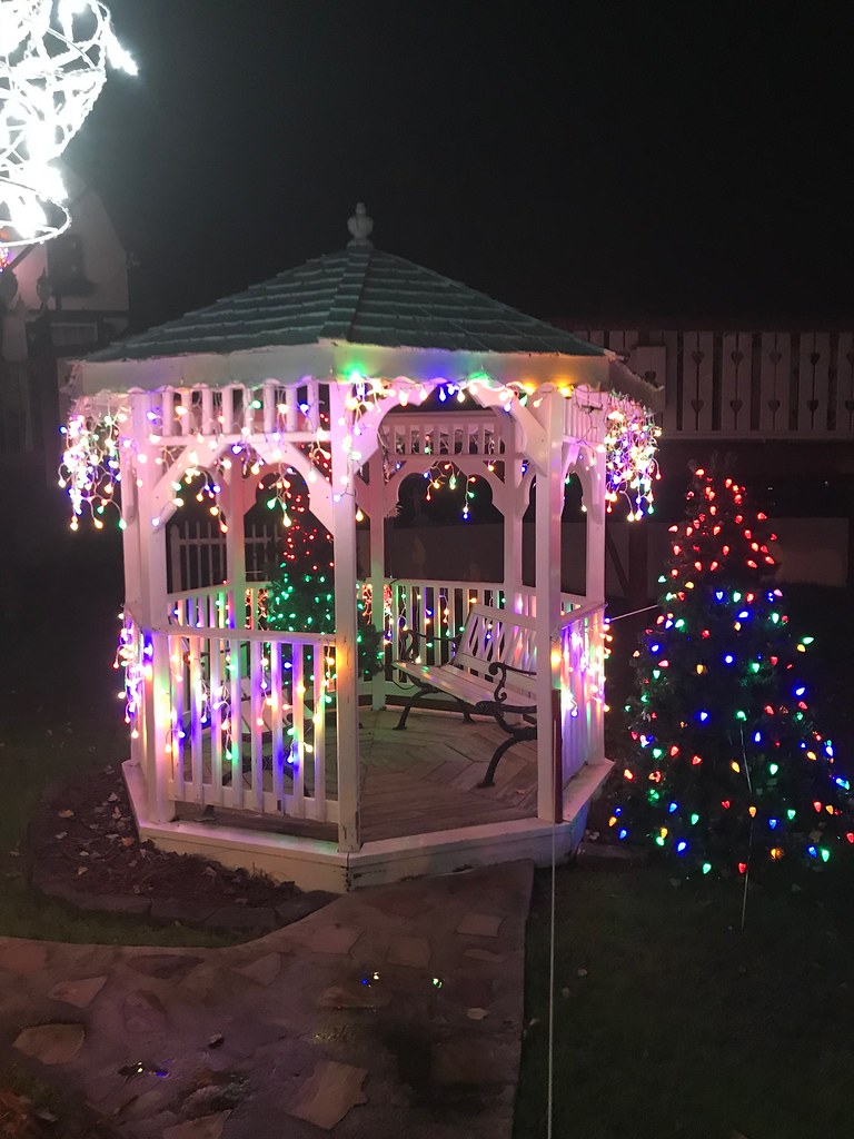 Helen Ga Christmas lights Chanter52 Flickr