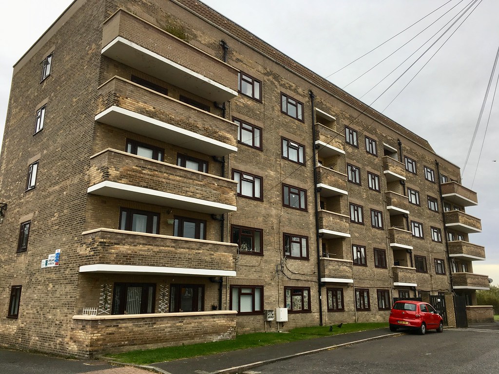 Sir James Knott Memorial Flats, Tynemouth (architect Charl… Flickr