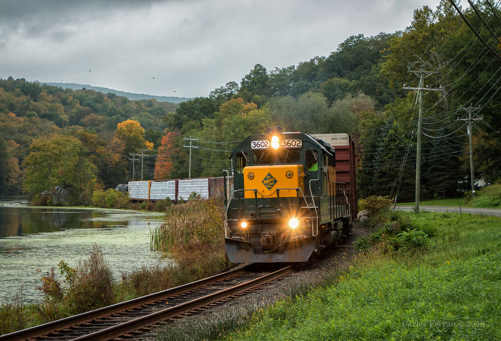 South Kent, CT The clouds paid me no favors during my earl… Flickr