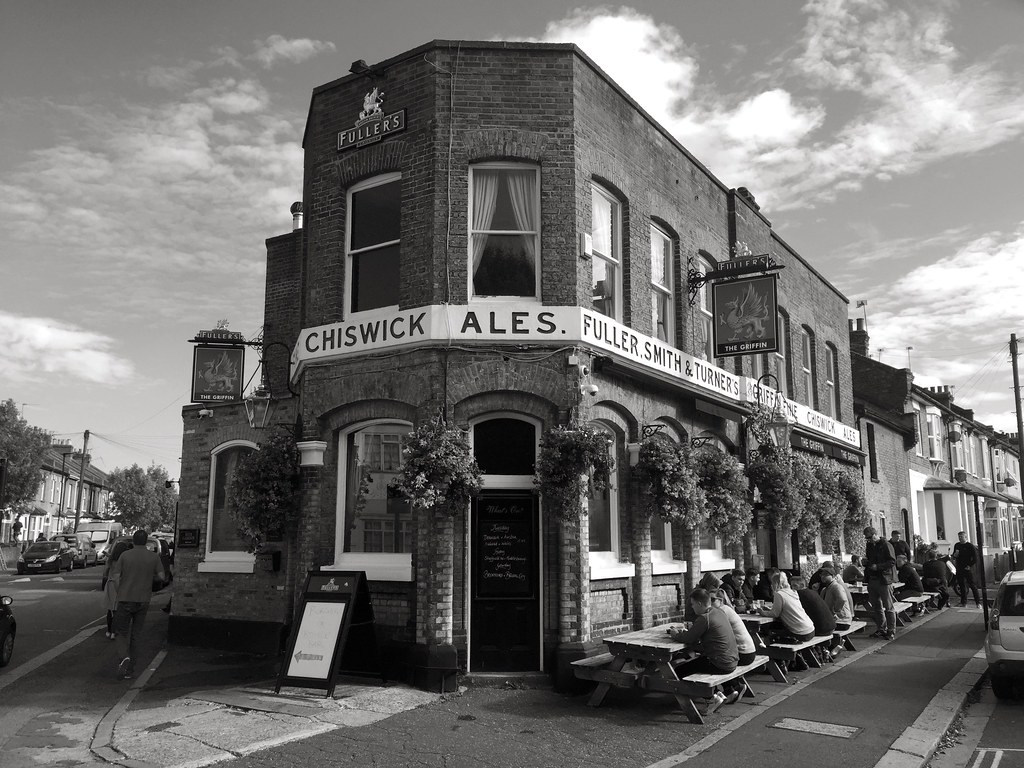 The Griffin pub (England, Brentford 2018) Paul Arps Flickr