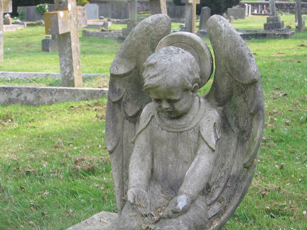 Romsey Cemetery Angel This is a beautiful cemetery, my fir… Flickr