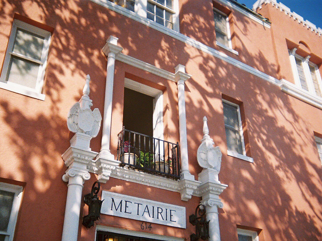 The Metairie Apartments, Historic Old Metairie Road, Jeffe
