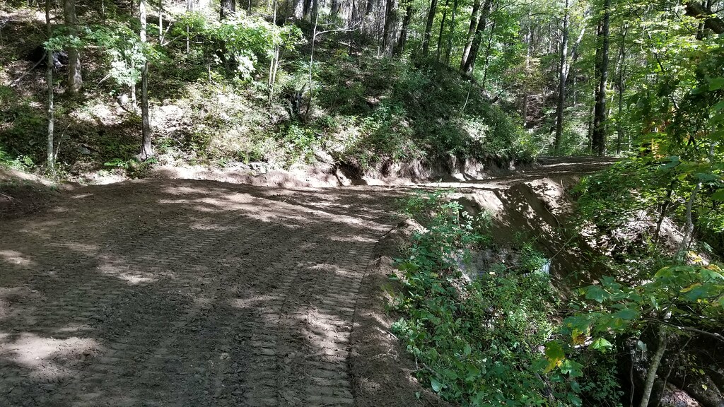 20181018FSR8GACHFCRRDPatterson Gap Road FSR32 storm … Flickr