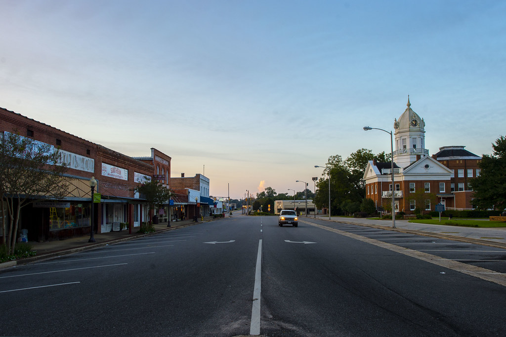 20180922RDPJK0023_TONED A view down Monroeville, Alabam… Flickr