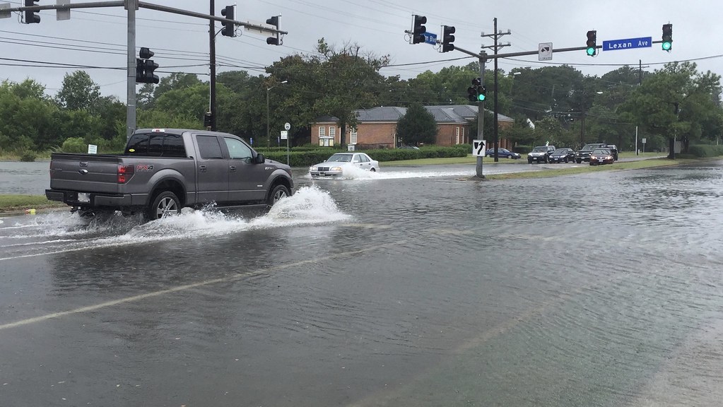 Coastal Flooding Coastal street flooding in Norfolk, Virgi… Flickr