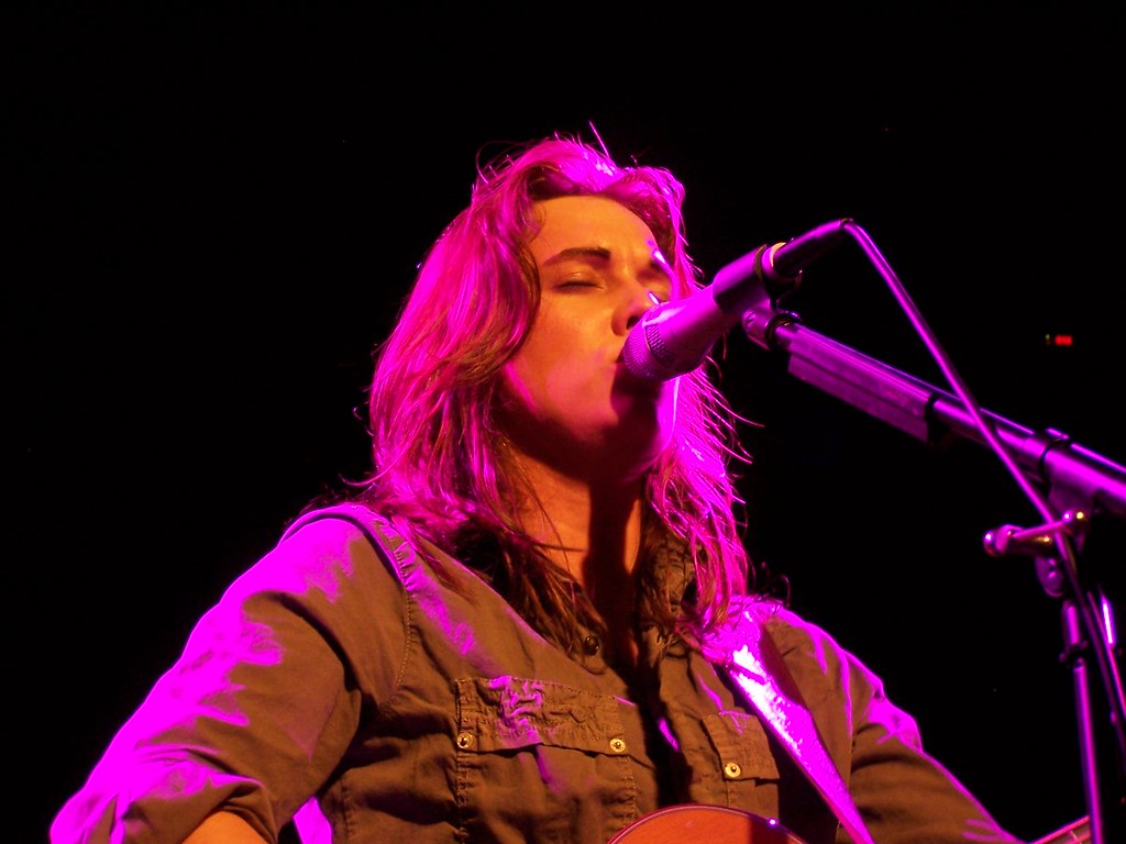 Brandi Carlile Brandi Carlile singing "Hallelujah" The M… Flickr