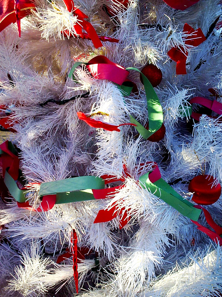 Christmas Tree Float (2) From a christmas parade in Gun Ba… Flickr