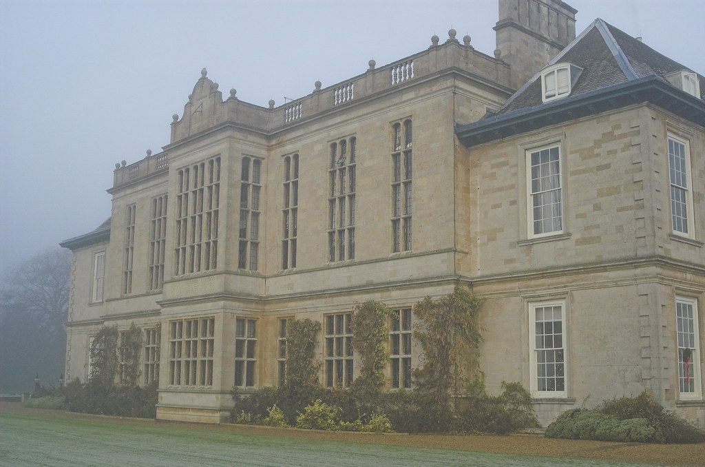 Stapleford Side Side of Stapleford Hall on a very cold fog… Flickr
