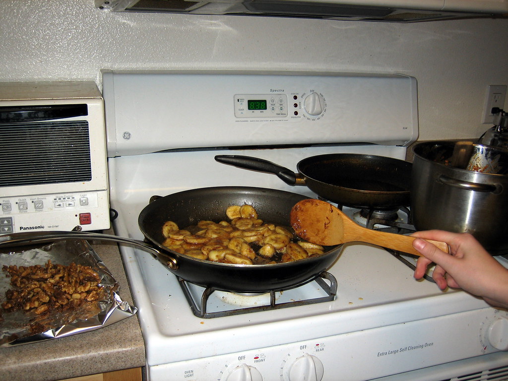 IMG_6964 Bananas Foster courtesy of Drew. It was on fire w… Flickr