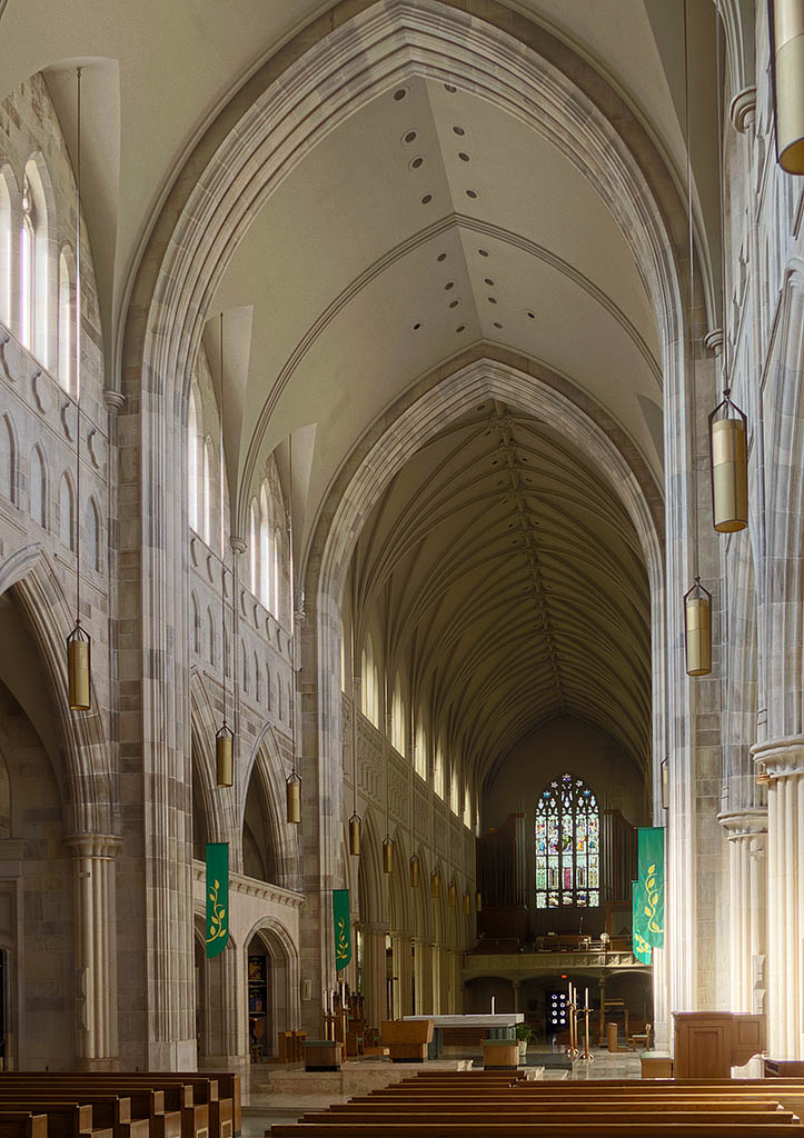 Saint Peter Cathedral, in Belleville, Illinois, USA nave… Flickr