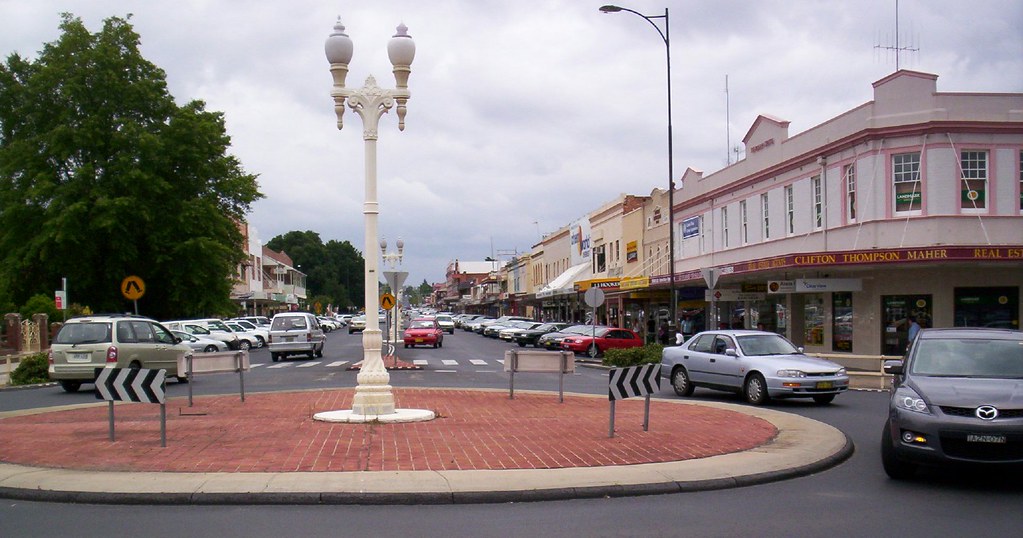 Bathurst, Xmas 2007 cnr. Howick and Sts, 20 Decembe… Mal