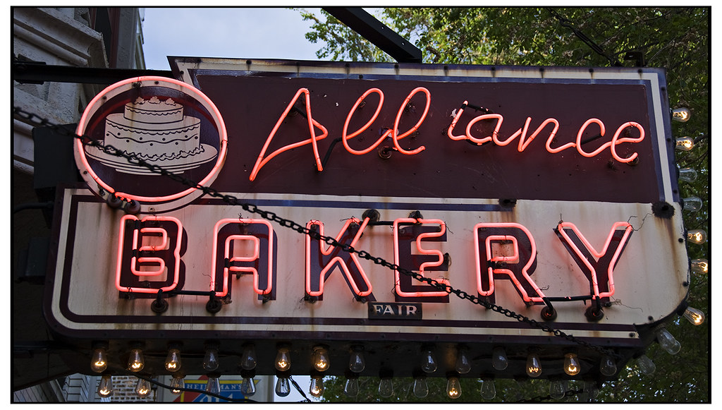 Alliance Bakery Division Street, Wicker Park Seth Anderson Flickr