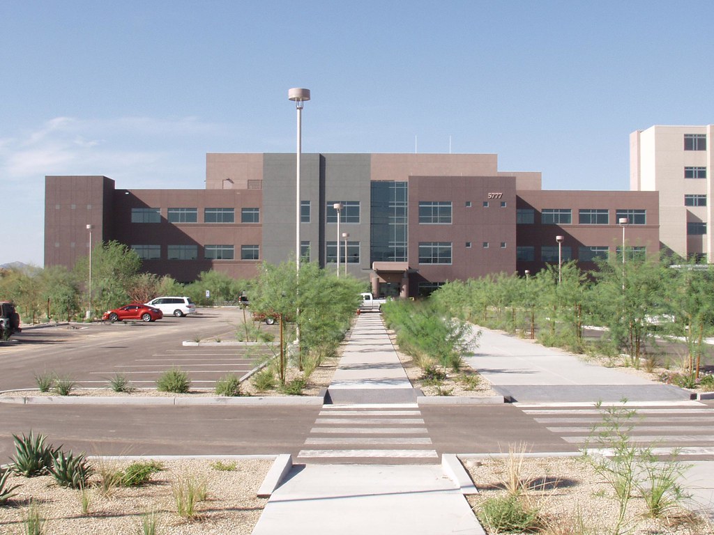 Mayo Clinic Specialty Building Photo of the Mayo Clinic Sp… Flickr