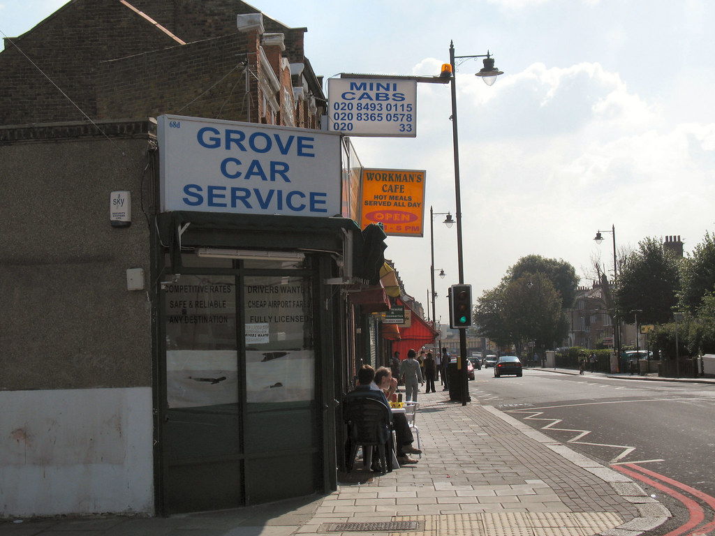 Bruce Grove 13 September 2007 Bruce Grove N17, at the co… Flickr