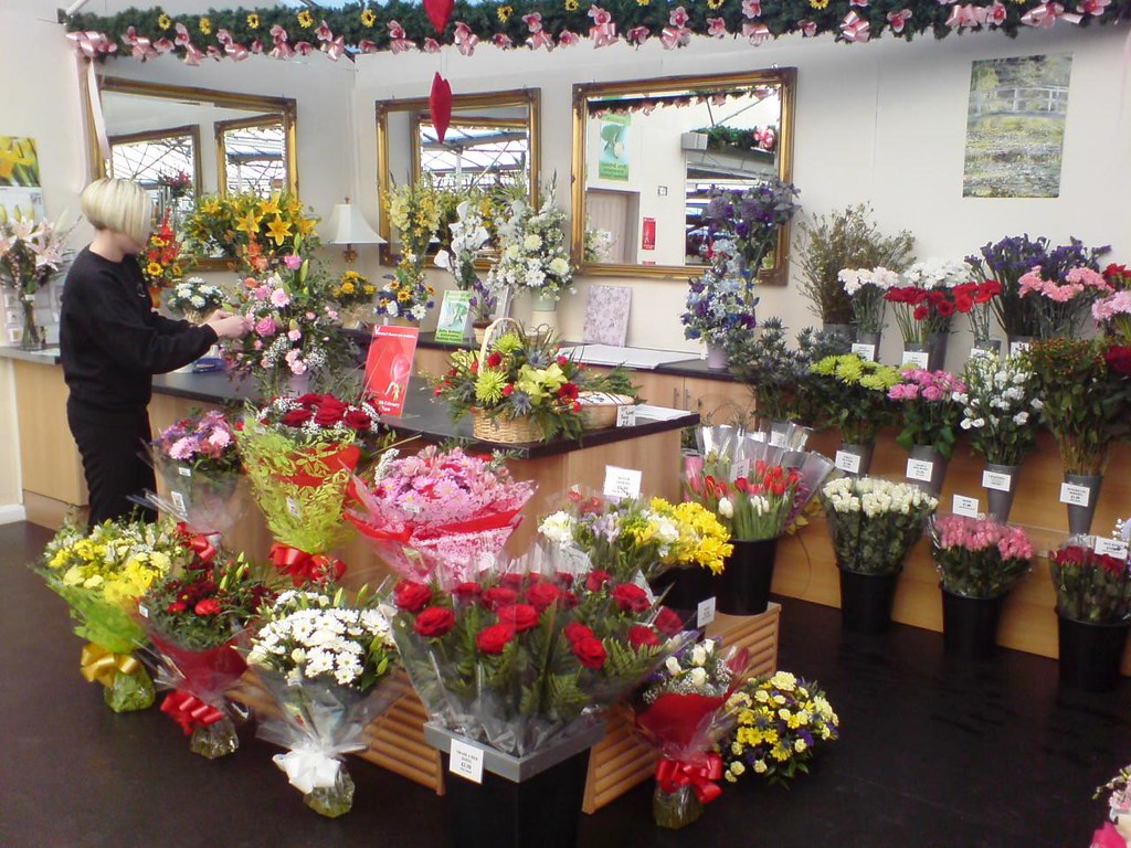 Florists Shop Florists within Poplar Tree Garden Centre