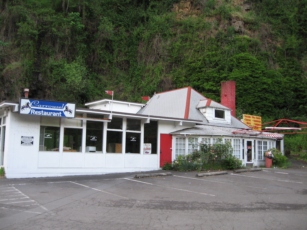 The Carousel Restaurant Before Demolition Portland, Oreg… Flickr