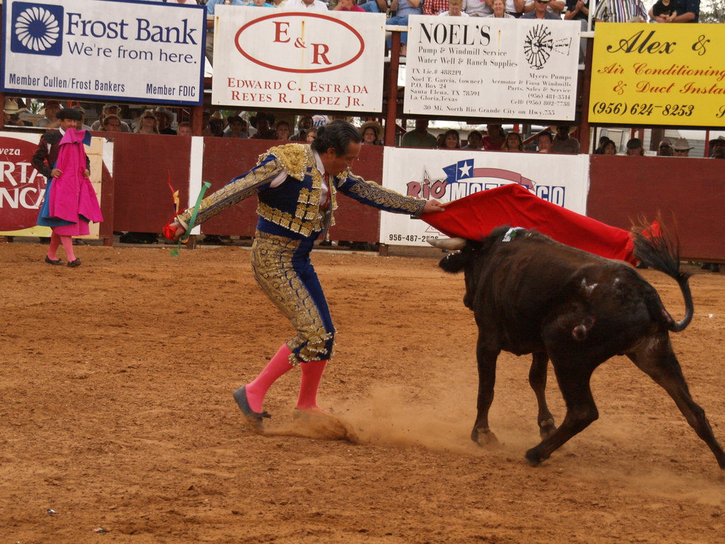 Le Gloria Texas Bullfighting Matador Santa Maria Bullring … Flickr