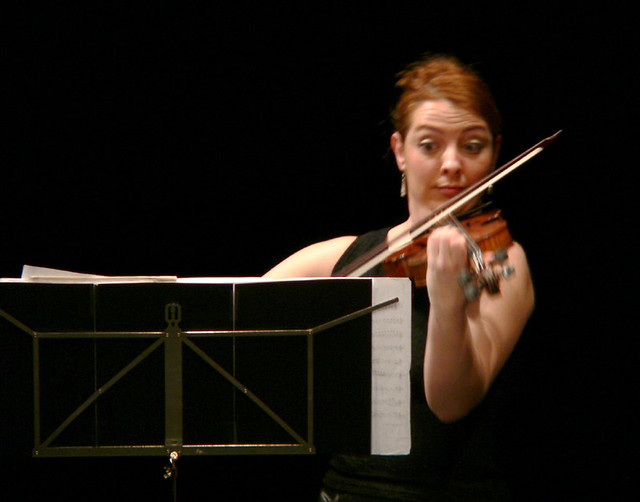 LAURA LÓPEZ, VIOLIN ARTEMIS TRIO Laura López, violín A… Flickr