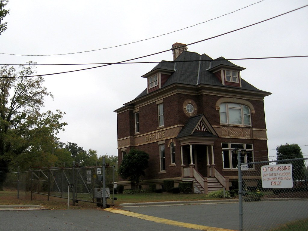 Glen Raven Logistics Looks like a restored building in Alt… Flickr