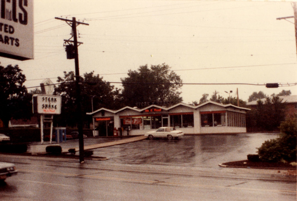 Rock Hill Steak n Shake in 1984 Reid Vann Imports (you can… Flickr
