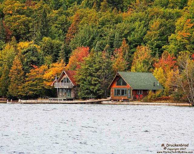 Lakeside Houses on Grand Island Michigan Grand Island is p… Flickr